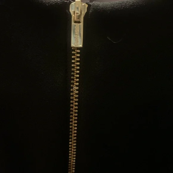 EUC CALVIN KLEIN V-Neck Gold O-Ring mini Black Dress - Picture 7 of 9